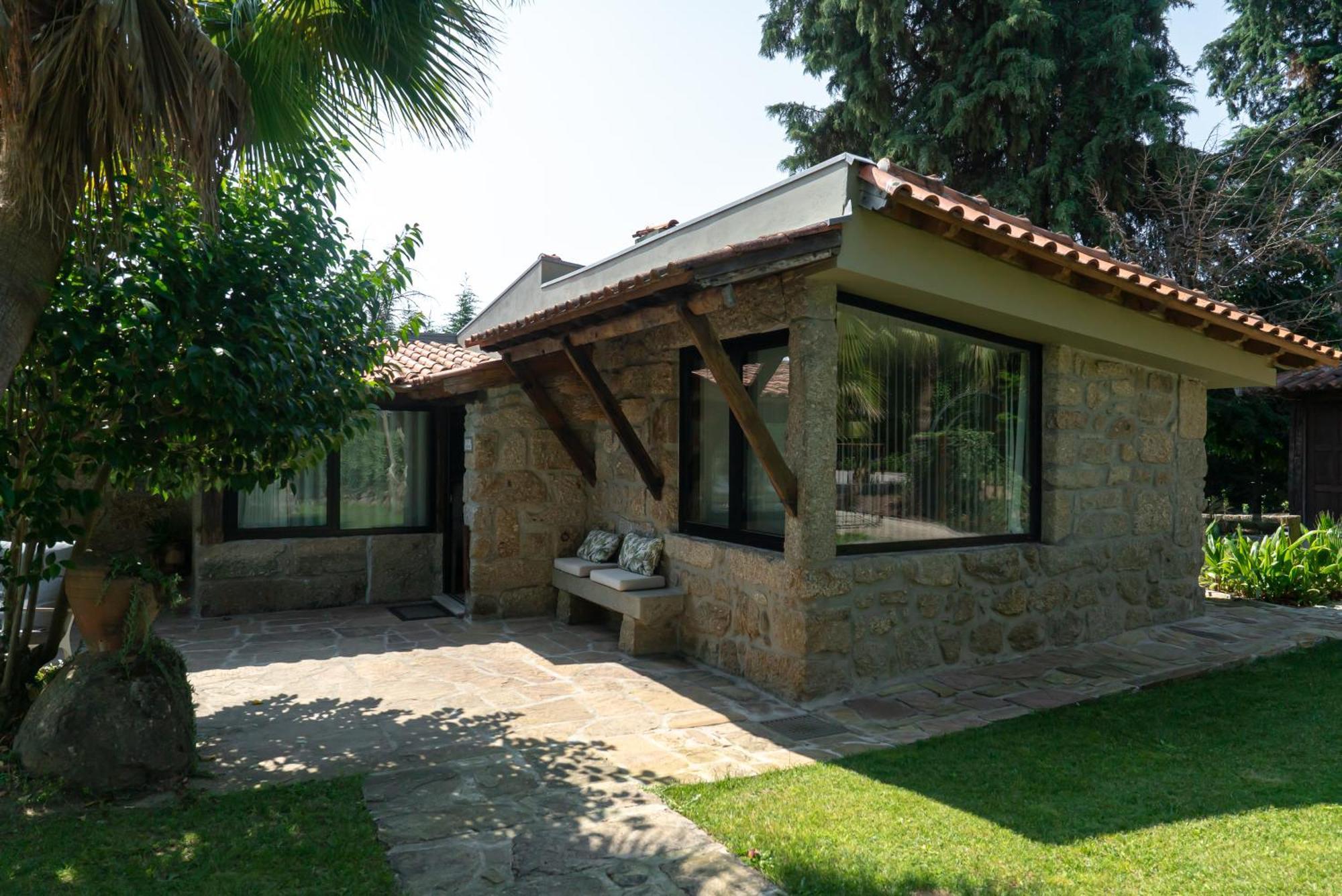 Quinta De Silvalde Hotel Santo Tirso Exterior photo